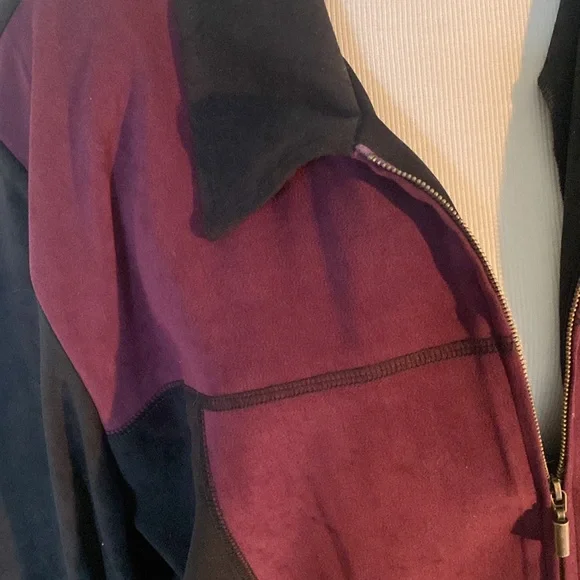 Briggs New York Black & Purple Velour Jacket - Picture 2 of 7